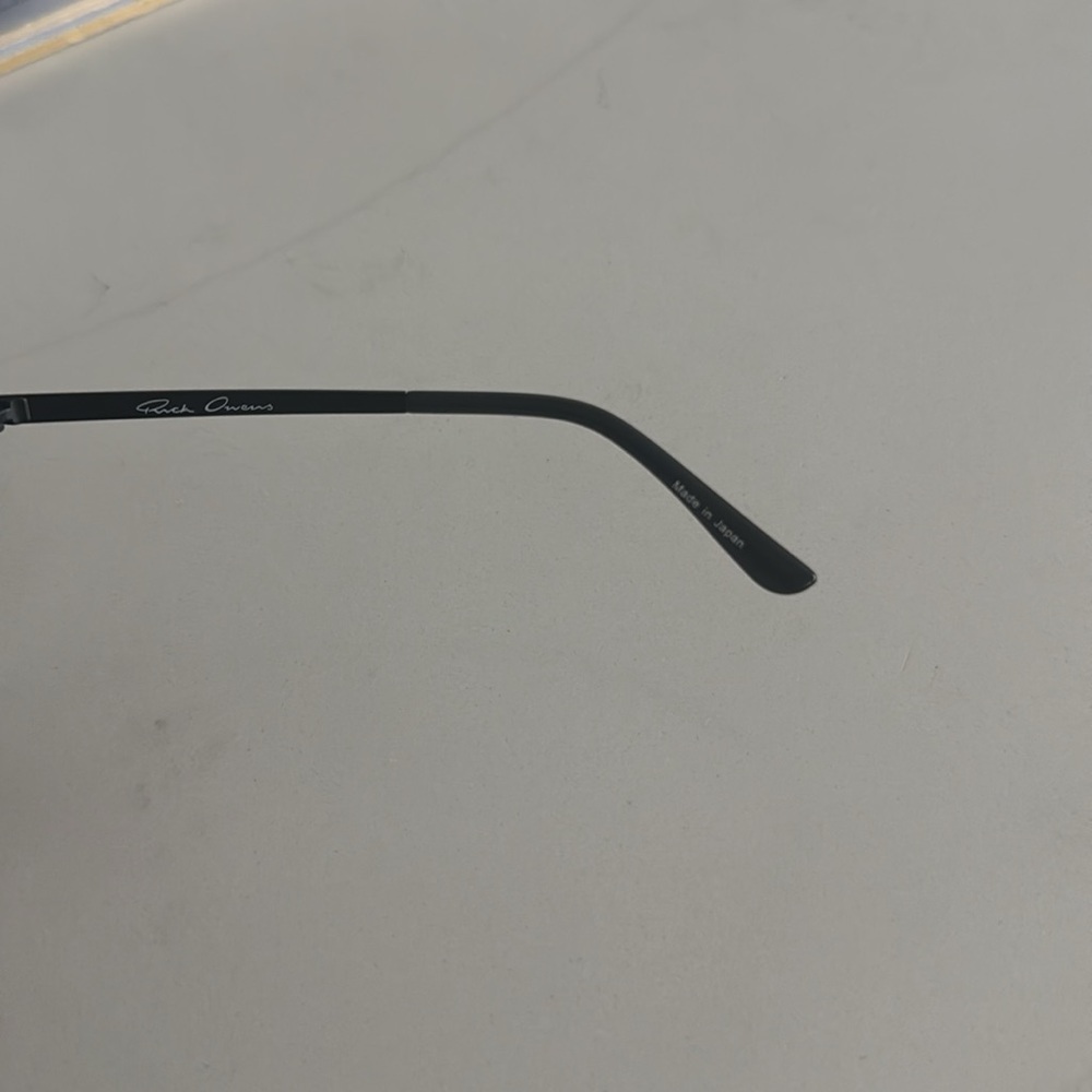 Rick Owen’s shield glasses - Picture 3 of 6